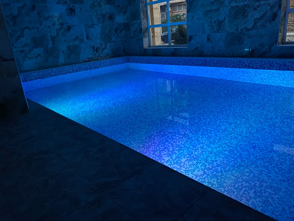 Квартира у моря для семейного отдыха с бассейном террасой и мангальной