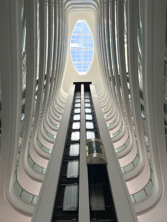 Просторная шикарная квартира в хорошем комплексе