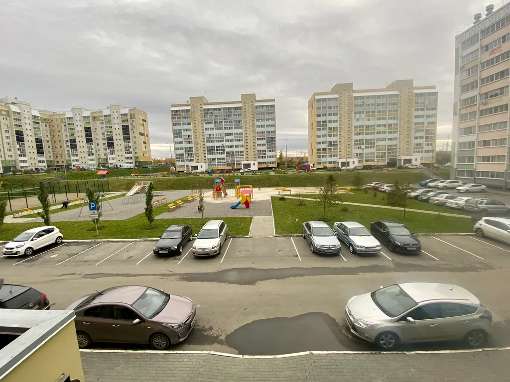 Современная студия рядом с академией хоккея