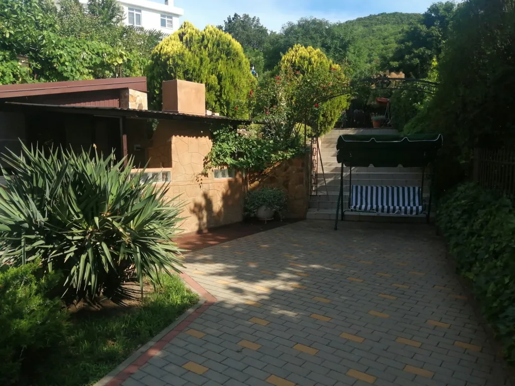 Апартаменты в 2 километрах от моря