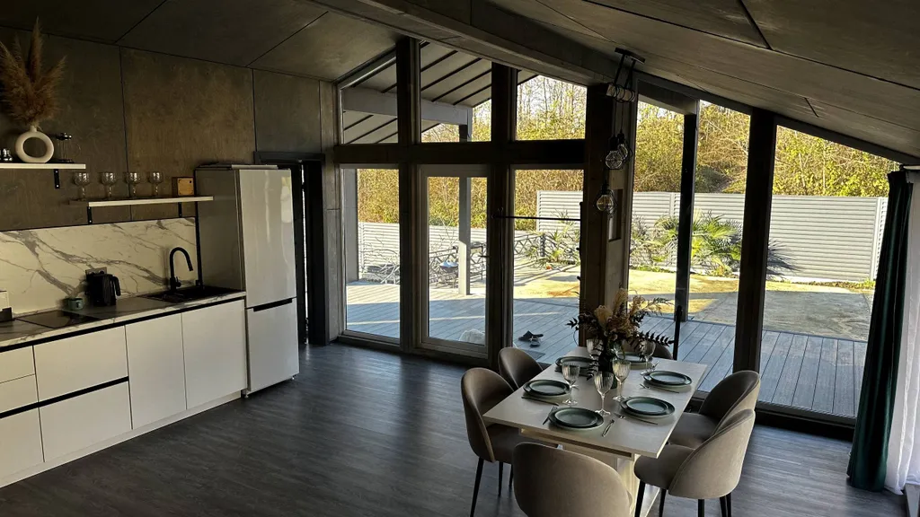 Коттедж Дом Barn House Loft с террасой и баней — Верховское