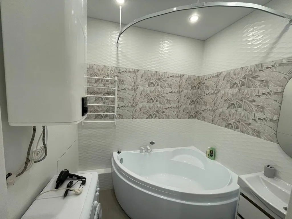 Уютная квартира в новой высотке в центре