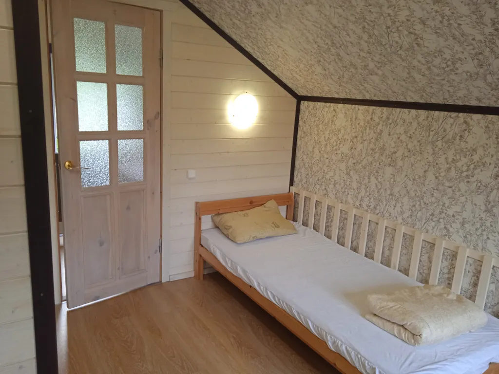 Уютный новый дом рядом с озером и рекой, баня бесплатно