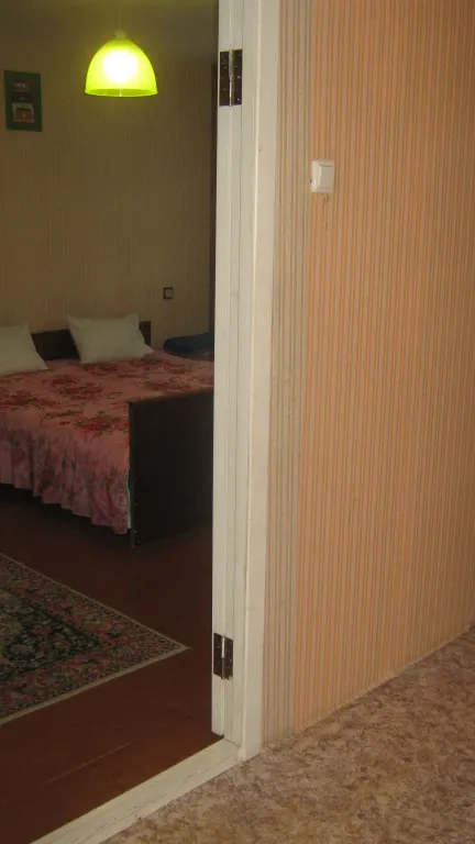 Хорошая, в паре остановок от ЖД-вокзала Томск 2