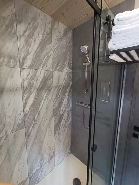 Новый дом с чаном в черте города в 5 минутах от моря