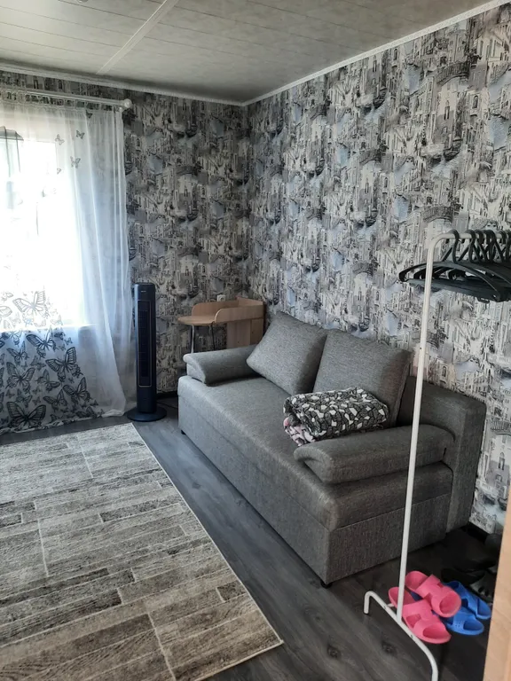 Не большая уютная квартира в частном деревянном доме финской постройки