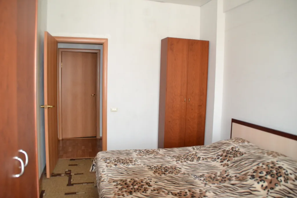 Просторная квартира в центре — аренда посуточно в Магнитогорск