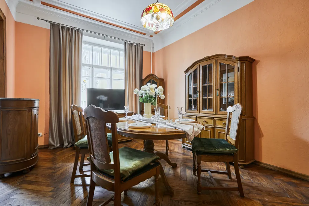 Уютная просторная 5-комнатная квартира в самом центре