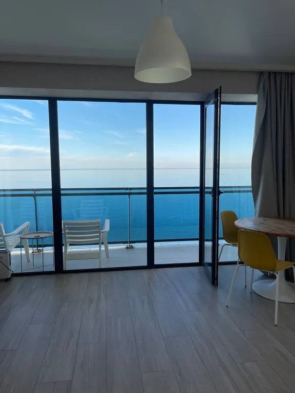 Квартира Апартамент с панорамным видом на море бич тауэр — аренда посуточно в Батуми