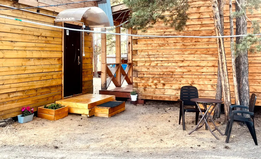 Сосновый отдельный домик