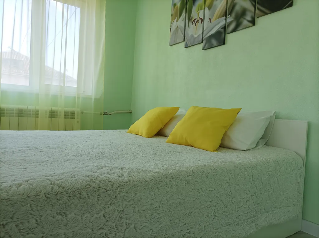 Солнечная квартира рядом с Holiday Inn Perm