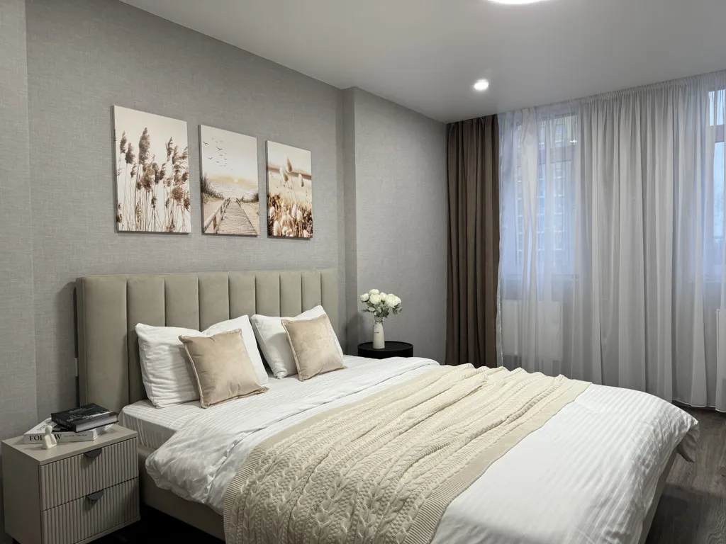 Двухкомнатная квартира с кондиционером рядом ГосЦирк и парк им.Гафури