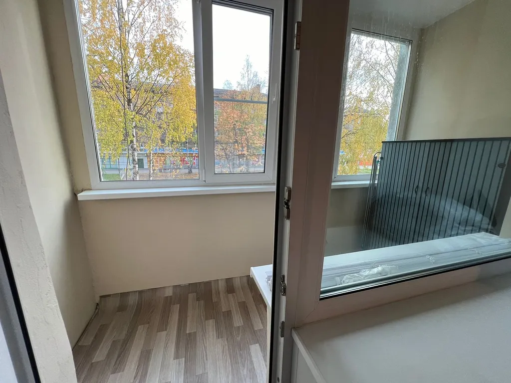 2-х комнатная квартира, ремонт новый, ЖД вокзал рядом