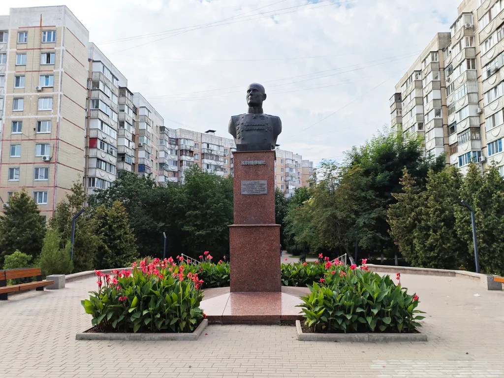 Уютная квартира в благоустроенном районе Харьковской горы