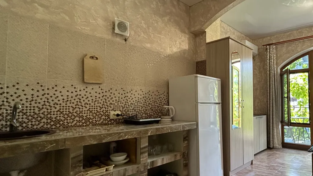 Студия с балконом