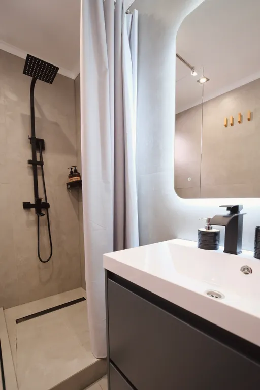 Двухэтажный дом с кухней 1