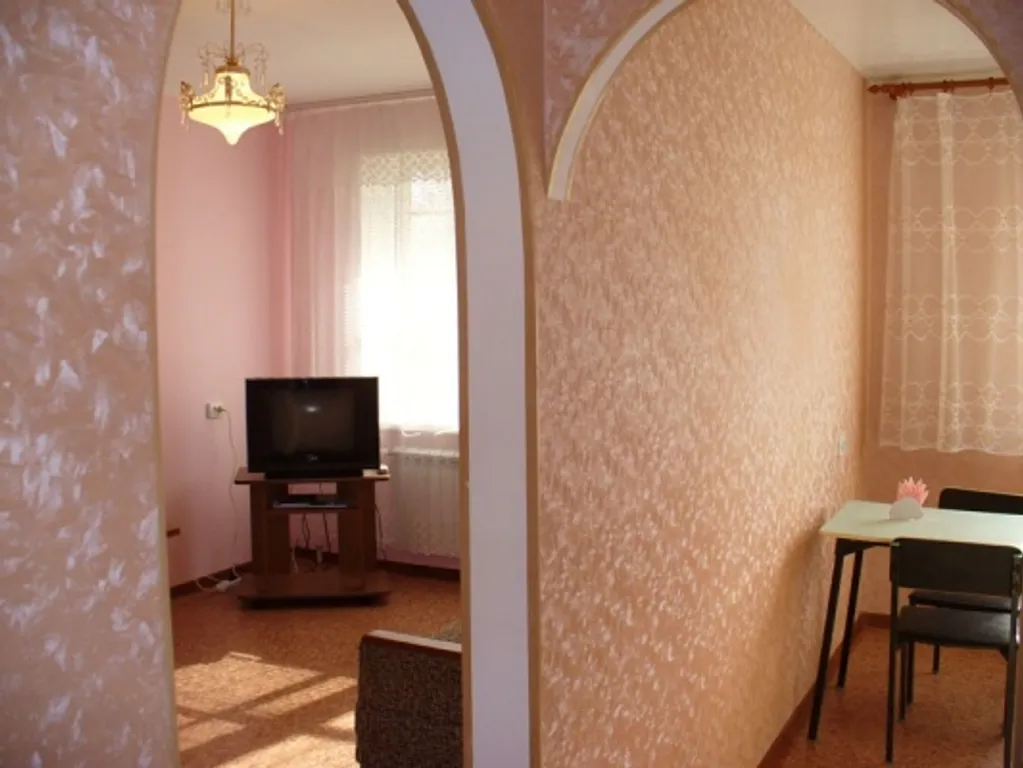 Уютная квартира в центре — аренда посуточно в Оренбург