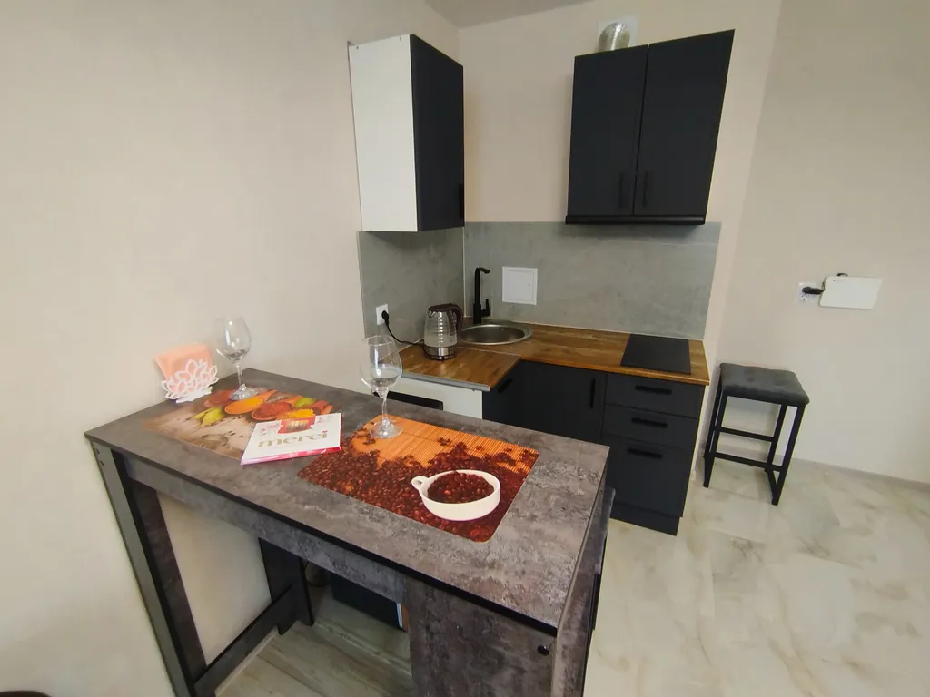 Новая студия с видом на Море