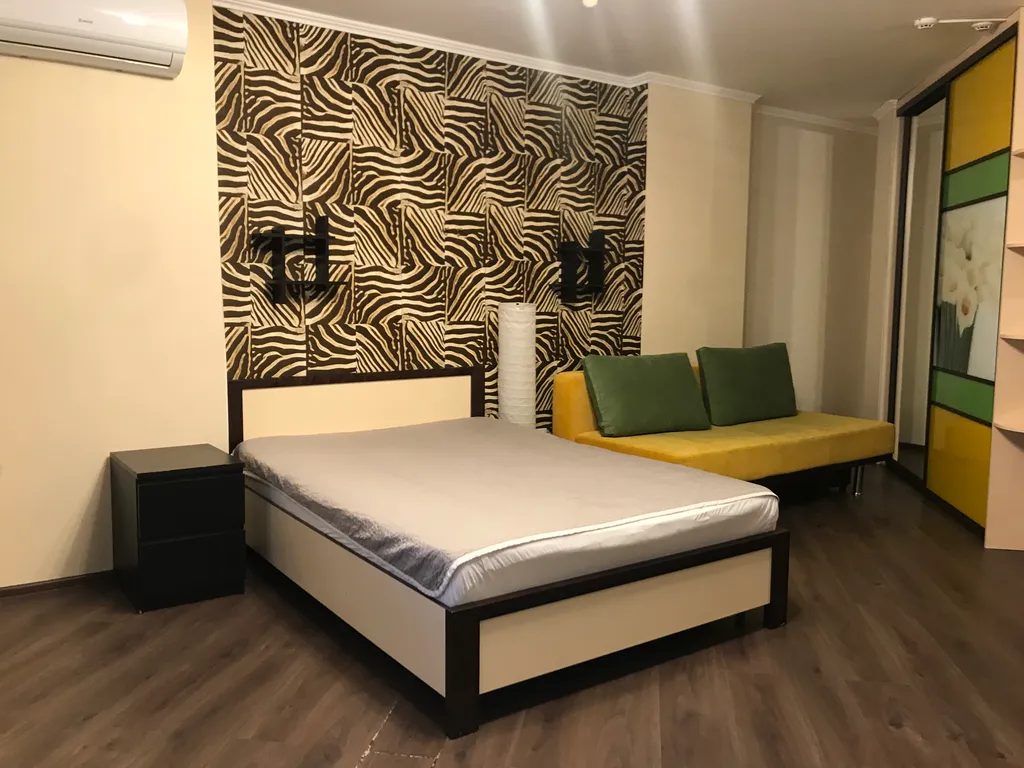 Студия на Светлогорской