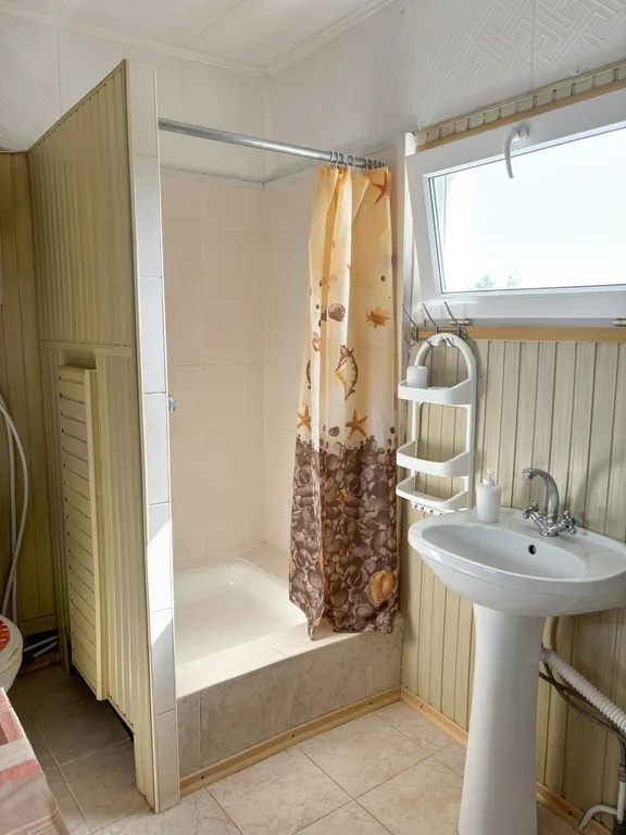 Коттедж Дом с отдельным двором в зелёной зоне — Кацивели