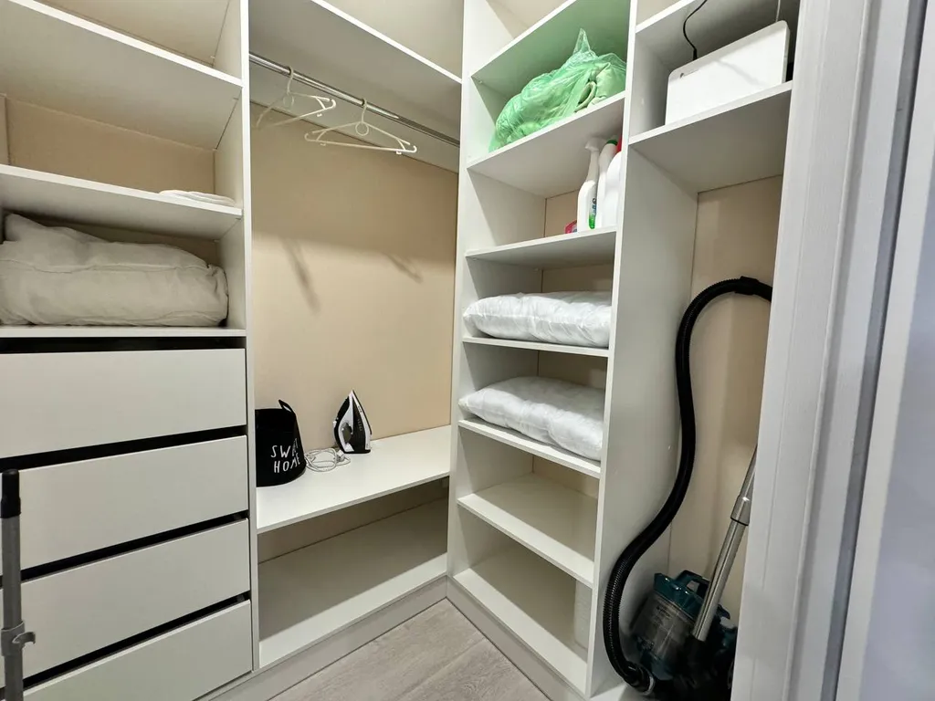 Студия с панорамным видом