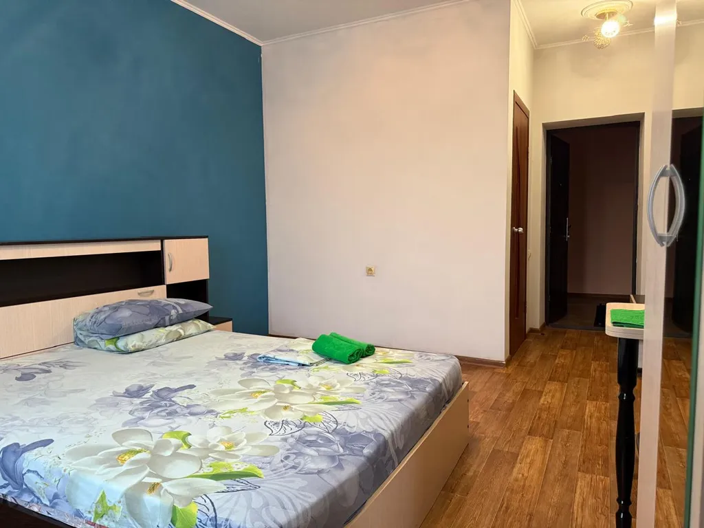 2-местный номер с двухспальной кроватью в Астрахани