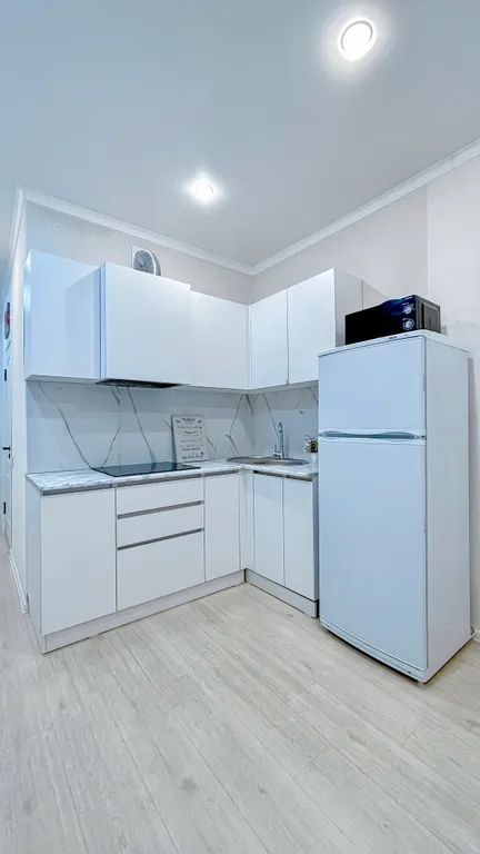 Квартира находится в центре в жилом комплексе атлант