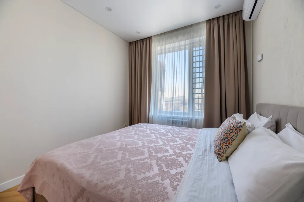 R house Mega Атакент