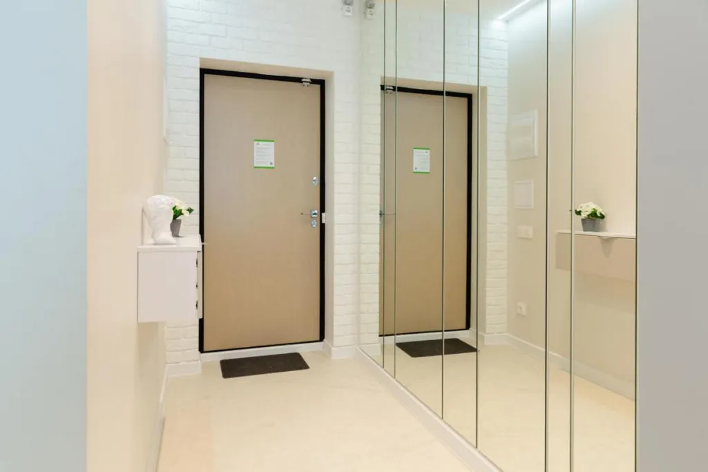 Белоснежный люкс с джакузи у Гринвича