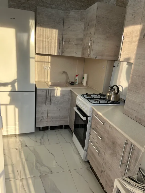 Современная, уютная квартира со своей закрытой парковкой во дворе