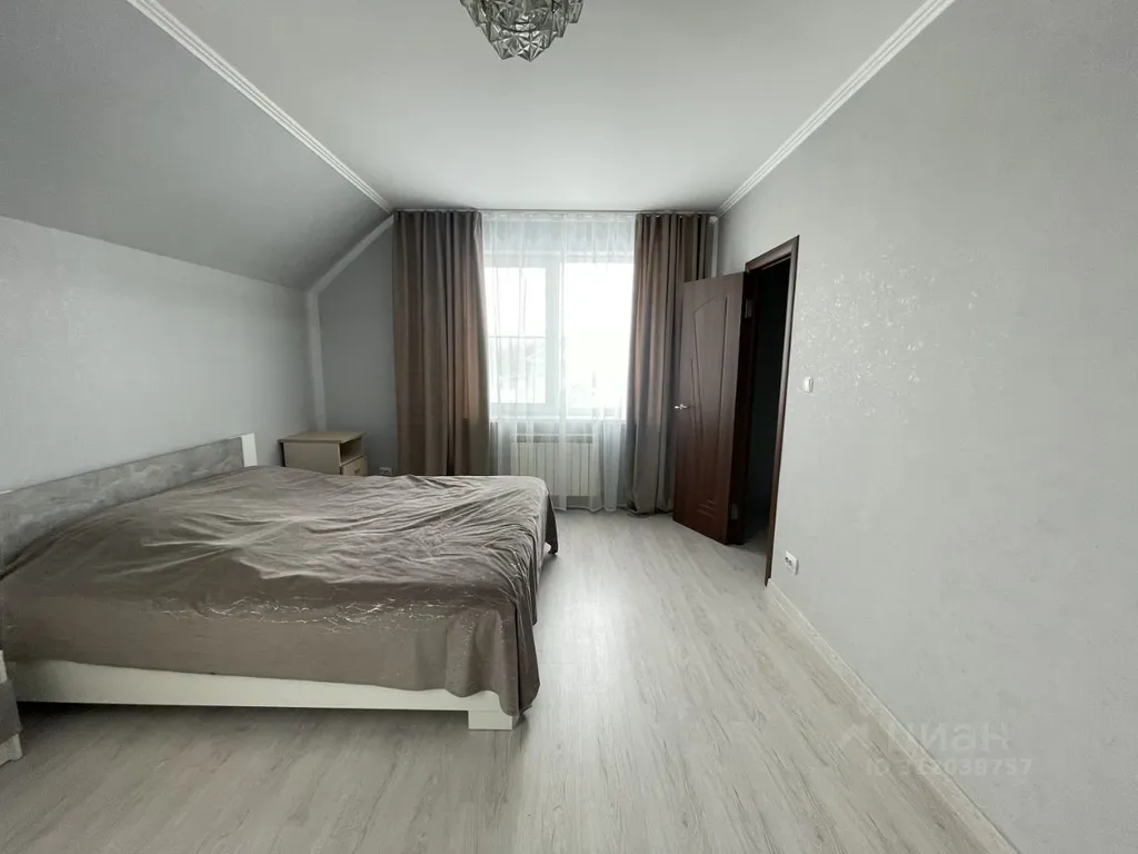 Уютный двухэтажный дом в черте города для отдыха и работы