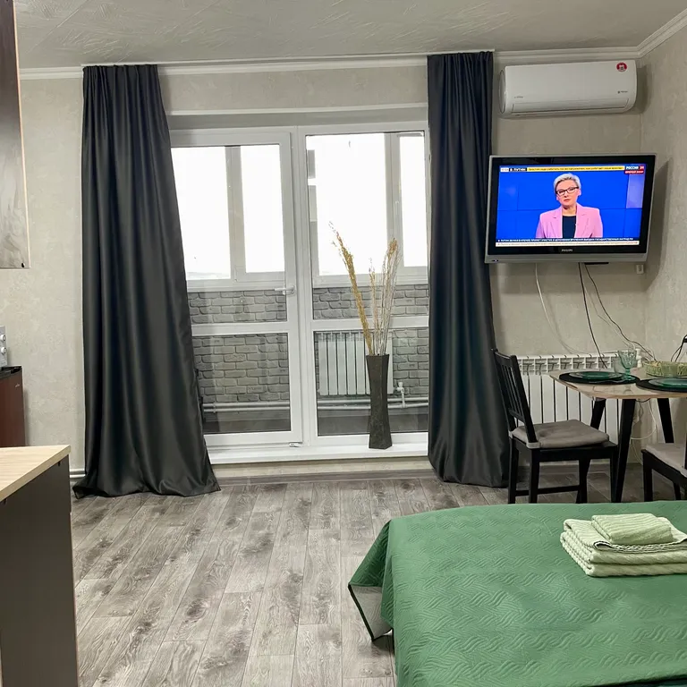 Студия с видом на озеро