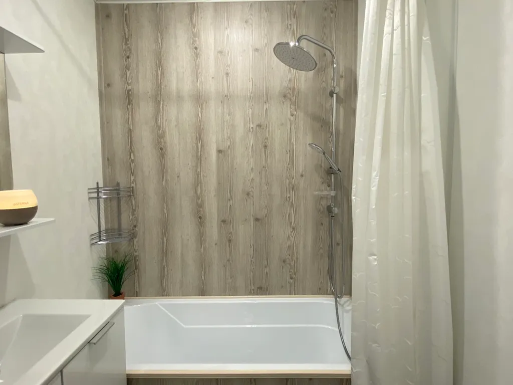 Поделам просторная квартира рядом с зоопарком