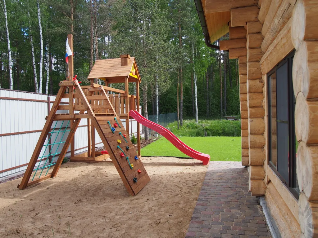 Коттедж Дом у леса — Порхово