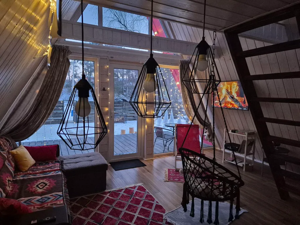 Коттедж Коттедж А-фрейм Клубничный с сибирским банным чаном и баней на дровах — Каблуково