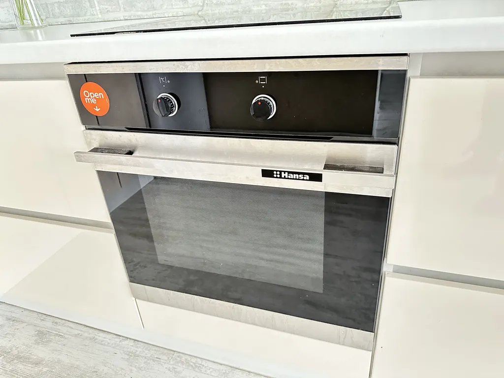 Двухкомнатная на Спортивной с Джакузи, шесть спальных мест