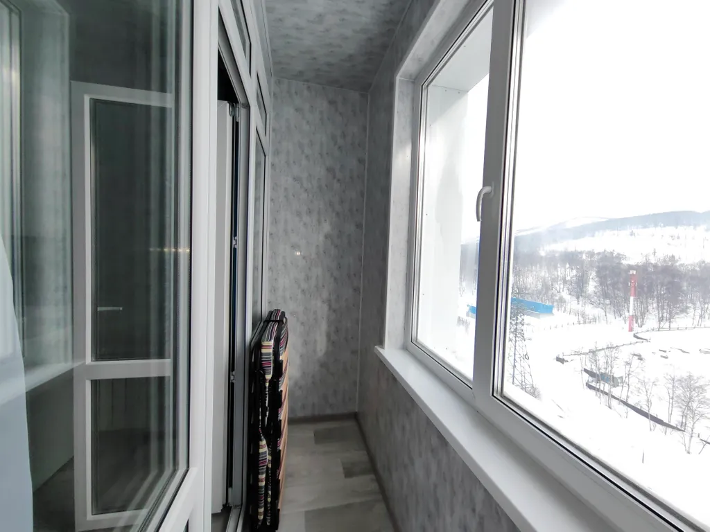 Современная студия с видом на Горный воздух