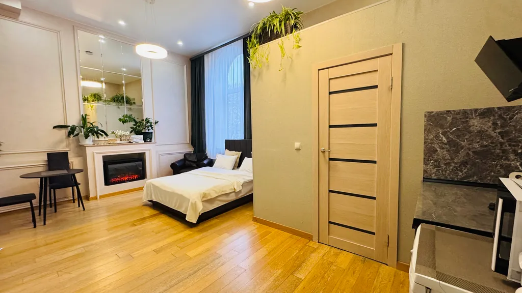 Апартаменты в центре Хабаровска (камин)