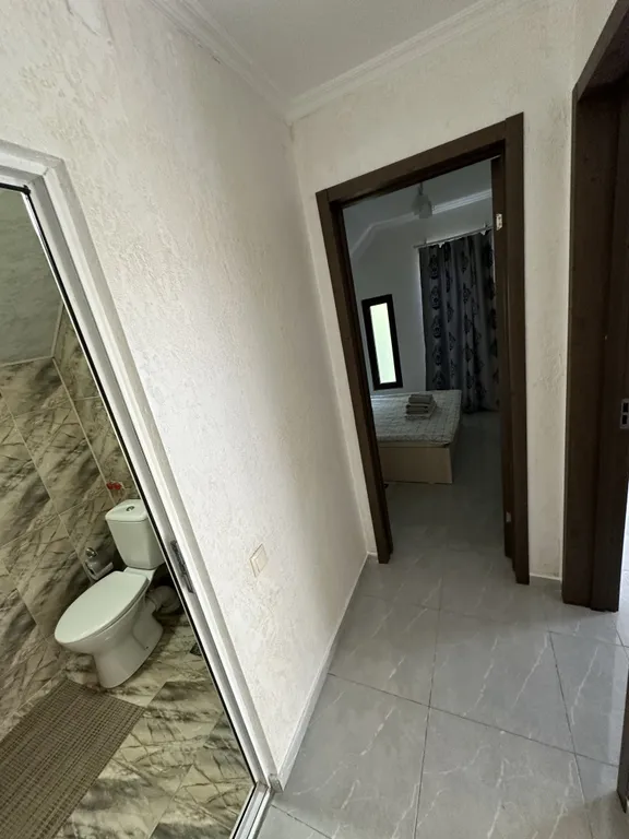 Апартаменты Apollo на море у пляжа с лечебным магнитным песком