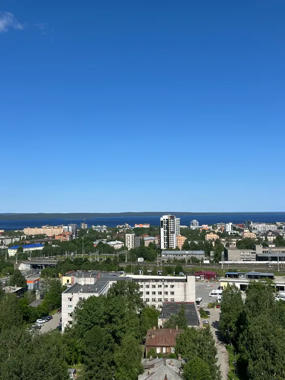 Онего на ладони - вид с 14 этажа