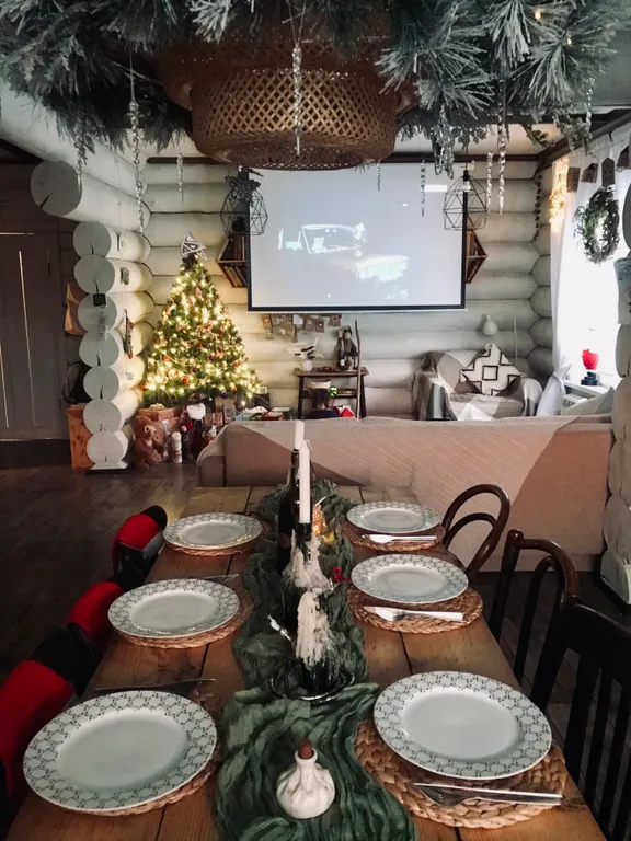 Уютный семейный дом у озера