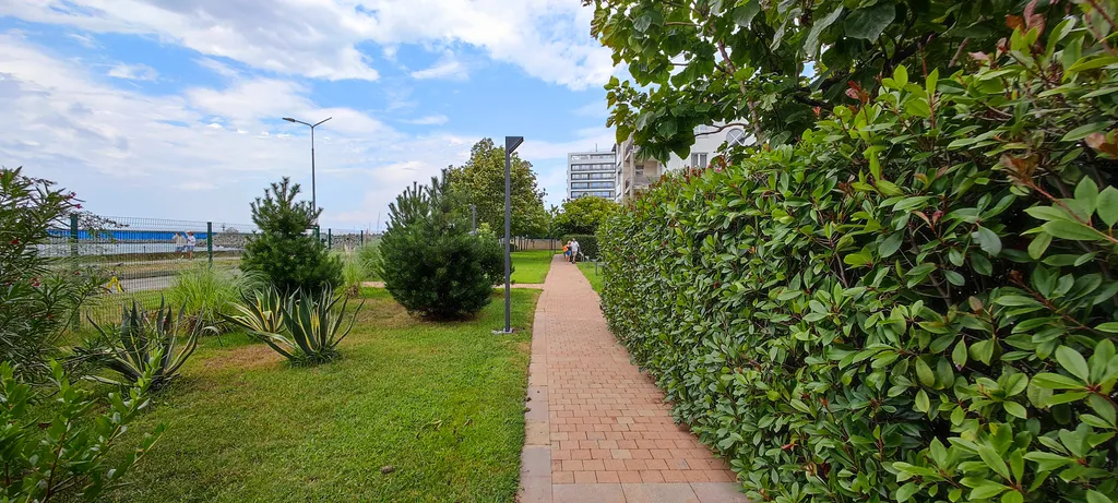 Квартира с выходом в сад -  Seagate