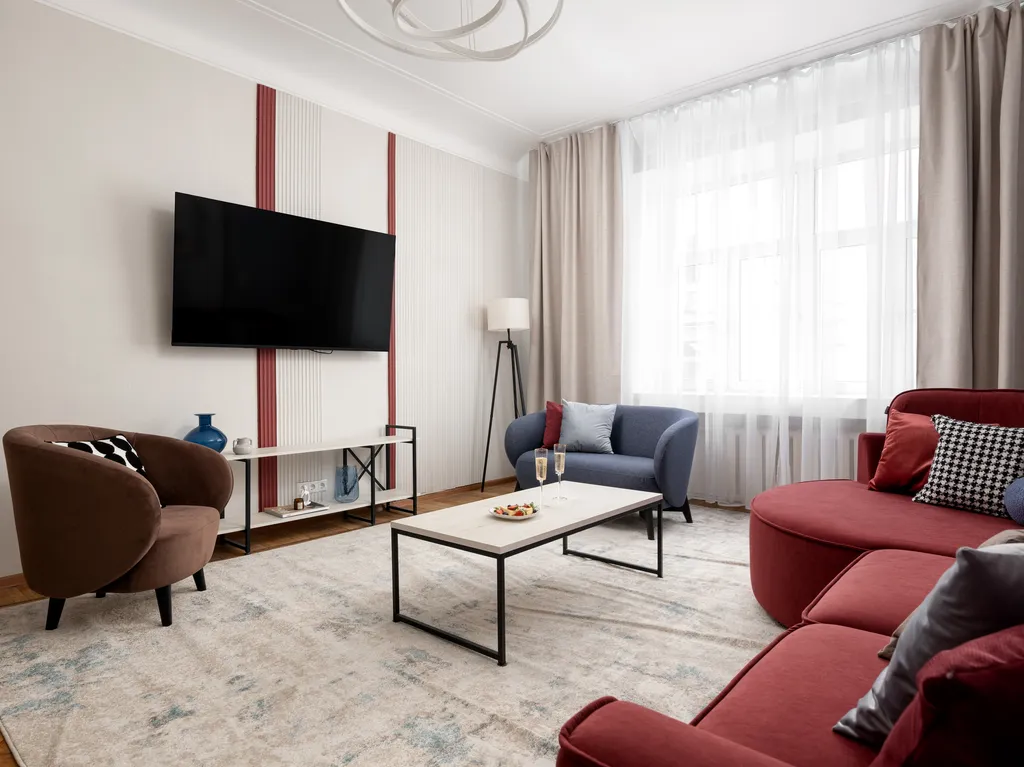 Четверка на Патриках в вишнёвых тонах