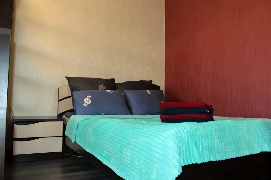 1-комнатная квартира на Уральских Пельменях — аренда посуточно в Челябинск