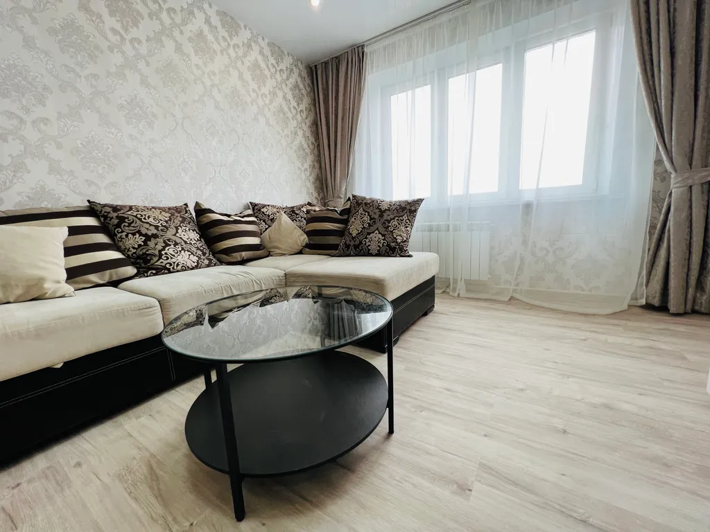 Апартаменты 2х-комн у ТЦ Рио_Иваново, 13 этаж