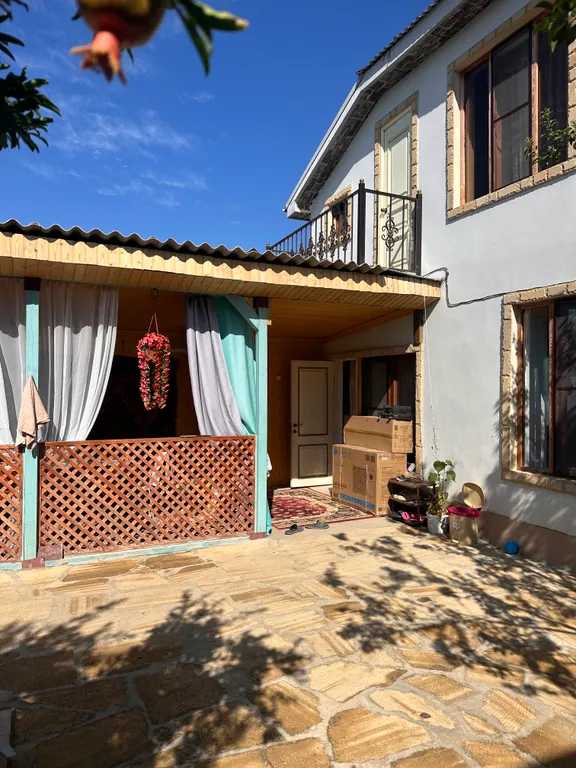 Дачный гостиный дом недалеко от моря