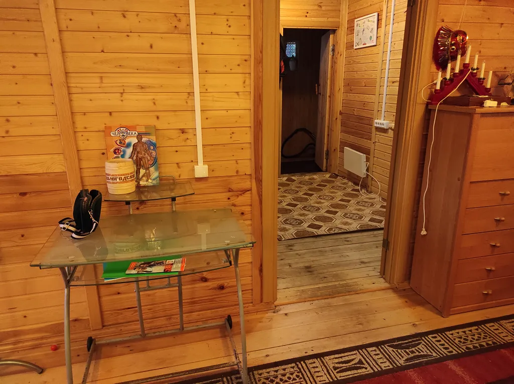 Домик на озере