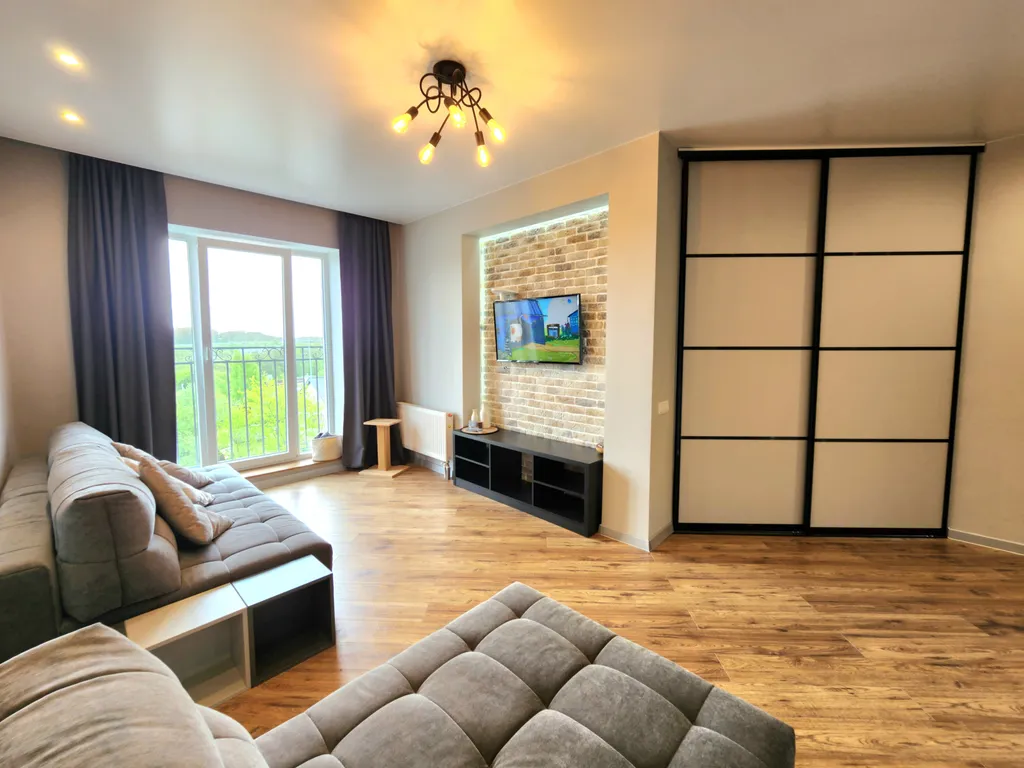 Просторная студия