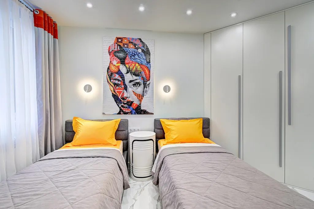 Квартира Квартира Двухкомнатная с 2 санузлами, проектором на балконе, бассейном на территории — Адлер