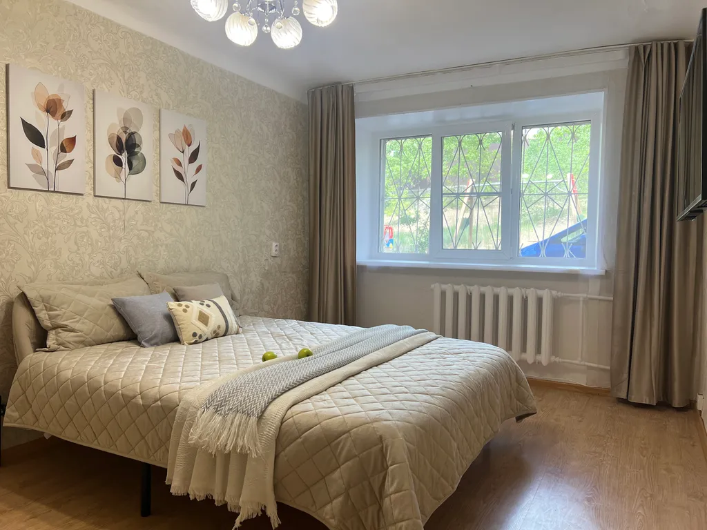 Квартира Просторная двушка на Телецентре. Не берем оплату за финальную уборку — аренда посуточно в Улан-Удэ